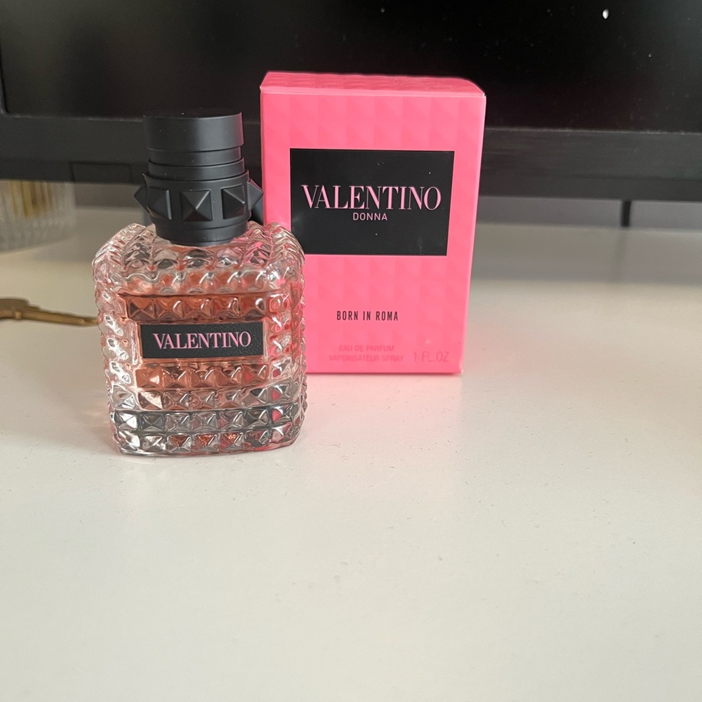 Valentino Perfume